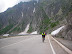 Descente du col sur une route très large