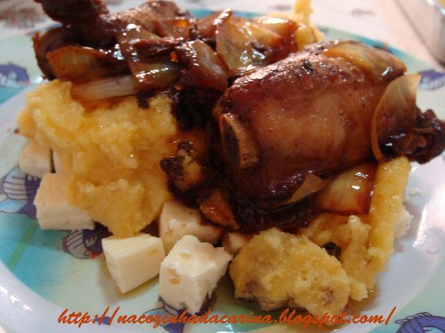 [costelinha-de-porco-com-polenta[3].jpg]