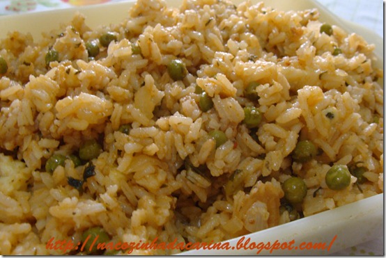 arroz-com-ervilhas-e-queijo-coalho-01 arroz-com-ervilhas-e-queijo-coalho-01