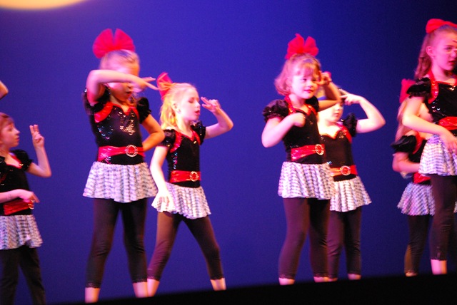 [Sarah dancing 2[2].jpg]