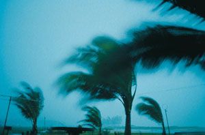 Hurricane Katrina birthday noticeable as Hurricane Earl gets stronger Anniversary of Hurricane Katrina passes while Hurricane Earl forms