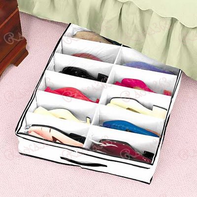[under-bed-shoe-storage[3].jpg]