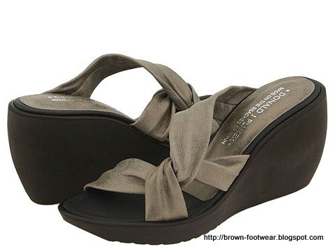 Brown footwear:O748-85428