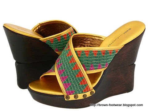 Brown footwear:footwear-84225