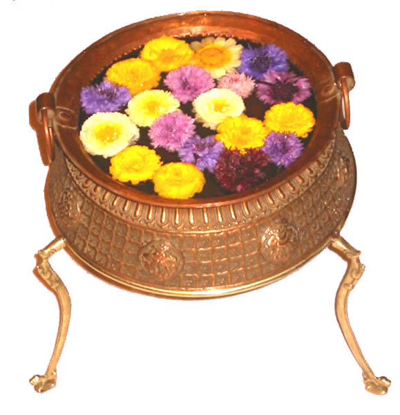 Khadakulo(Flower Vase) with Stand