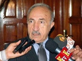 [dr_mahmud_osman__2005_07_11_h10m36s59[2].jpg]