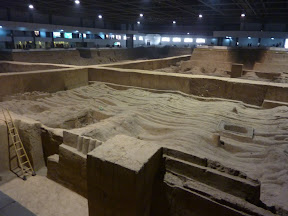 Inside Pit 2, intentionallt left mostly unexcavated to preserve the treasures underneath.