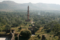 Looking back at The Victory Tower, a great example of persian architecture, built in 1435 by Ala-ud-din Bahmani to celebrate his conquest of the citadel.