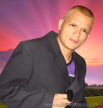 [fotos de modelos masculinos[6].jpg]