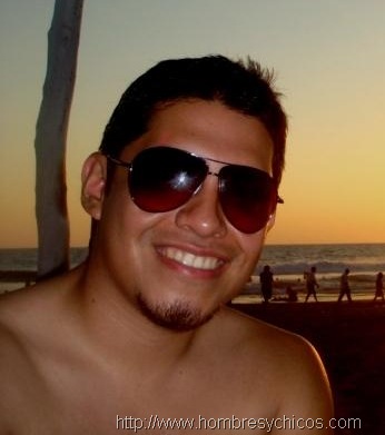 [chicos simpaticos fotos[5].jpg]