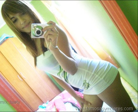 [lindas calientes chicas[7].jpg]