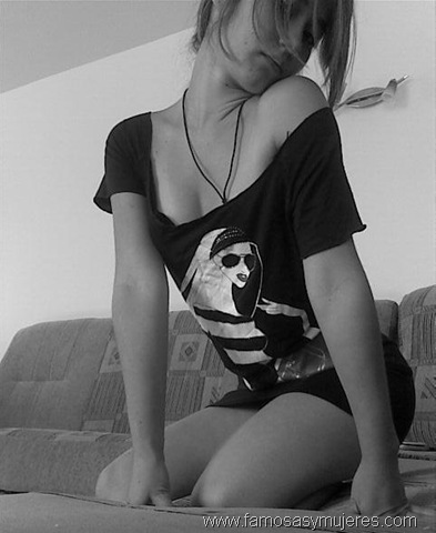 [provocativas mujeres[4].jpg]