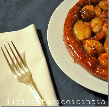 Tarte tatin di scalogni al grano saraceno