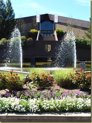 Old Redwood Hwy wineries 013