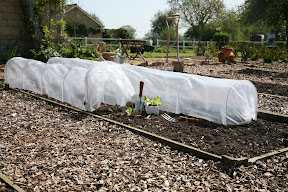Easy Poly Tunnel - can be adjusted to suit needs