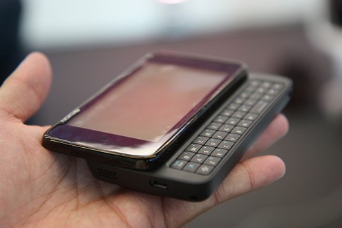 nokia n900 hands on 02 Video: Nokia N900 running Android 2.1