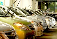 rental mobil 220x149 Tips on becoming an entrepreneur successful car rental services