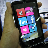 Windows-Phone-7 Windows Phone 7 Comparison 10 phone Windows in 2011
