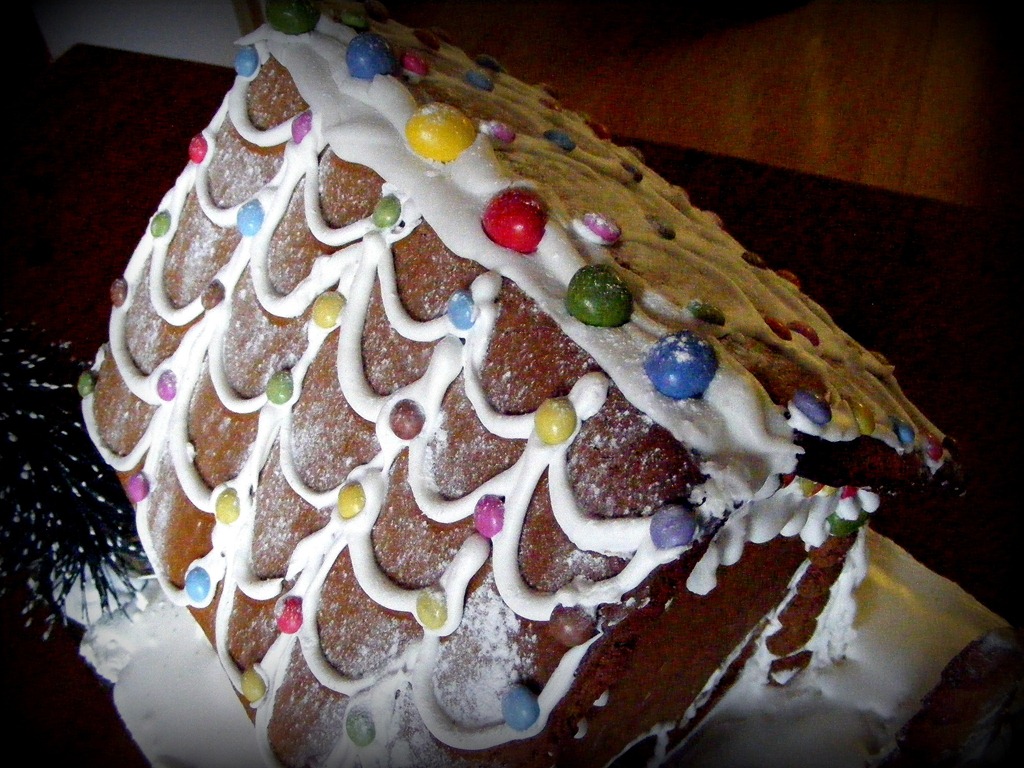 [gingerbread 2[5].jpg]