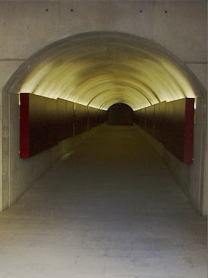 Tunel iluminado