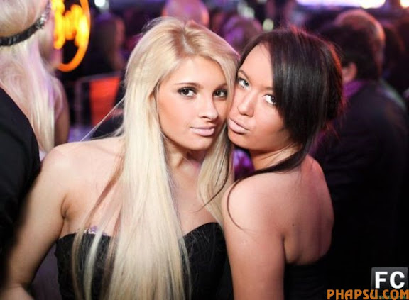 ảnh hộp đêm của Nga :x Moscow_nightclubs_sexy_girls_20