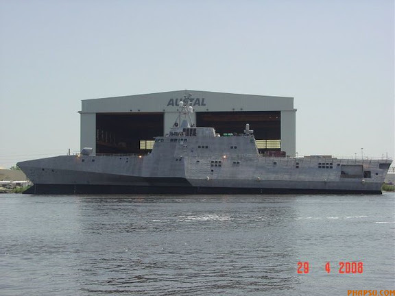 uss_independance_lcs_2_13.jpg