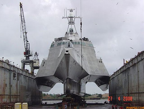 uss_independance_lcs_2_21.jpg