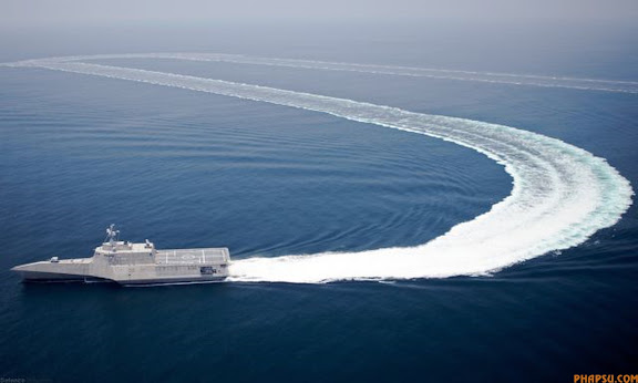 uss_independance_lcs_2_06.jpg