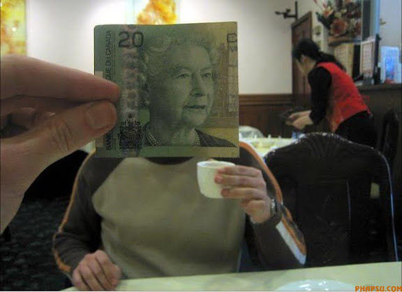 playing_with_money_05.jpg