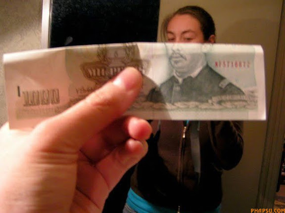 playing_with_money_16.jpg