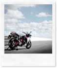 2009-YZF-R1-static-02_prv_tcm26-266118