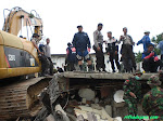 gempa sumbar5.JPG