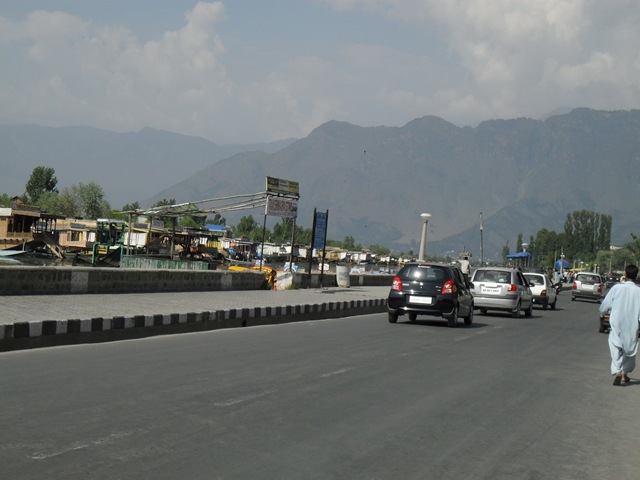 [KASHMIR 17[3].jpg]