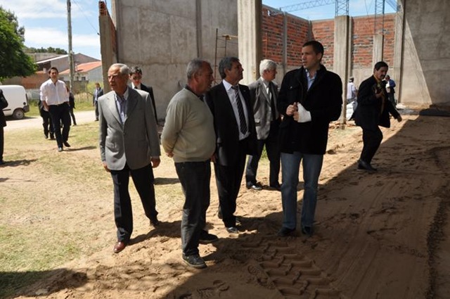 [Recorrida por la Obra del Polideportivo[4].jpg]