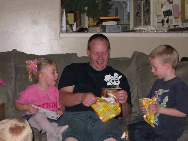 [Aaron and Ellie Bday pt2 012[2].jpg]