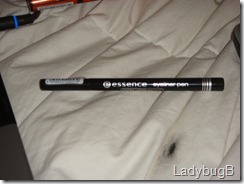 essence liner pen