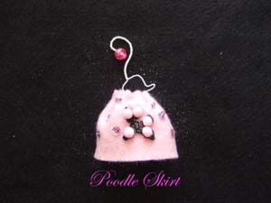 [300poodleskirt[1].jpg]