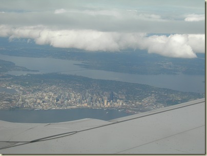 2010-04-29 Landing over Seattle (6)