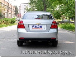 2010_chevrolet_aveo-rear