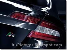 2010-Jaguar-XFR-taillight