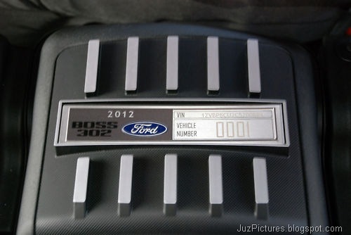 [2012 Ford Mustang Boss 302 number 00011[5].jpg]