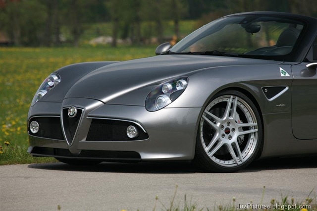 [Alfa Romeo 8C Spider Kompressor by Novitec19[3].jpg]