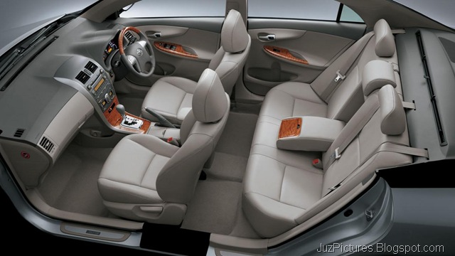 [Toyota-Corolla-Altis-facelift-cabin[2].jpg]