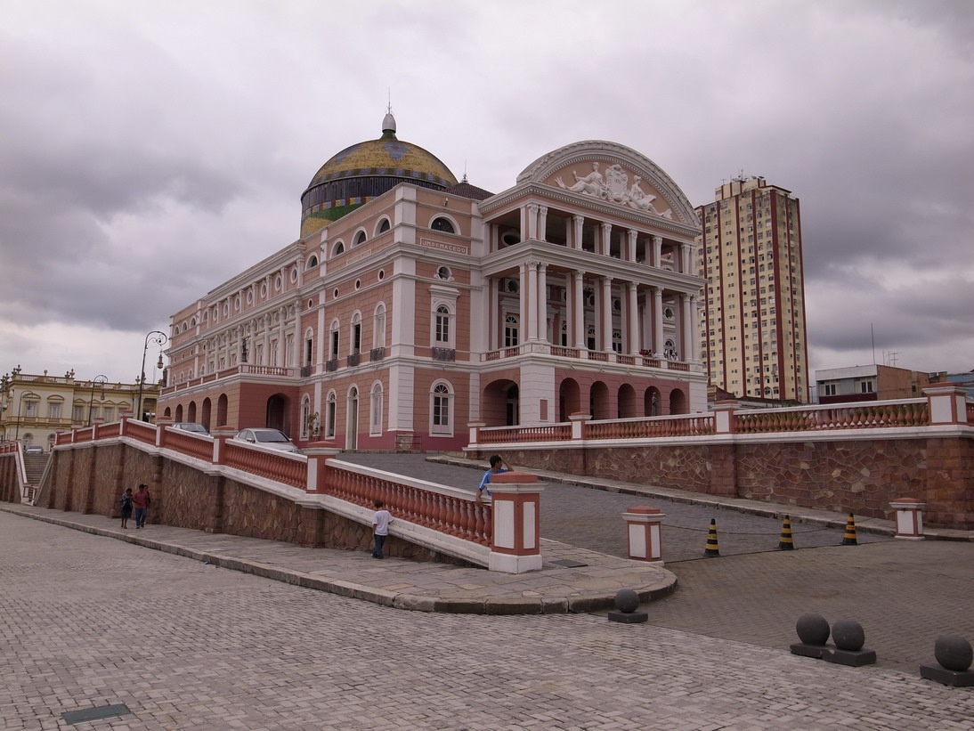 [R00137242.jpg]