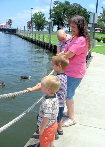 [grandma with ducks[3].jpg]
