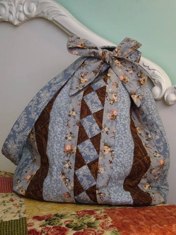 [Teresas bag[3].jpg]