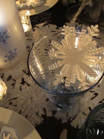 [Snowflake Dance 016[5].jpg]