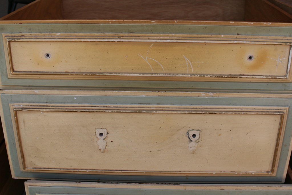 [cleaning, prepping, and sanding antique dresser (12)[6].jpg]