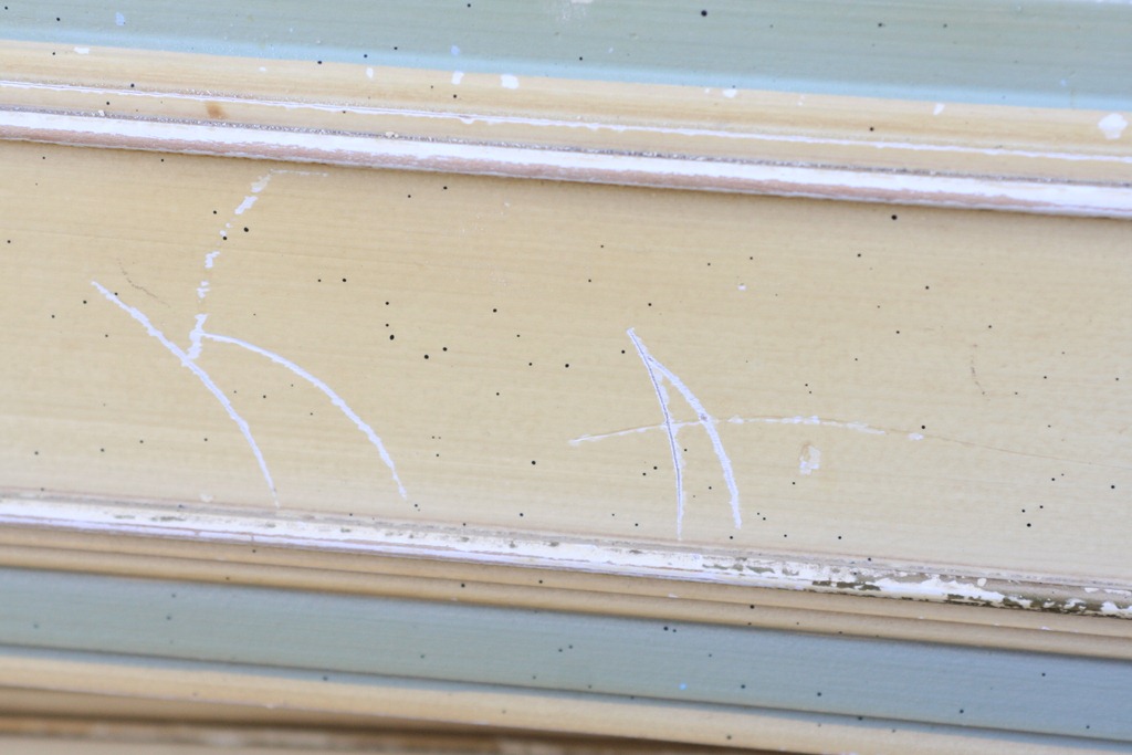 [cleaning, prepping, and sanding antique dresser (24)[4].jpg]