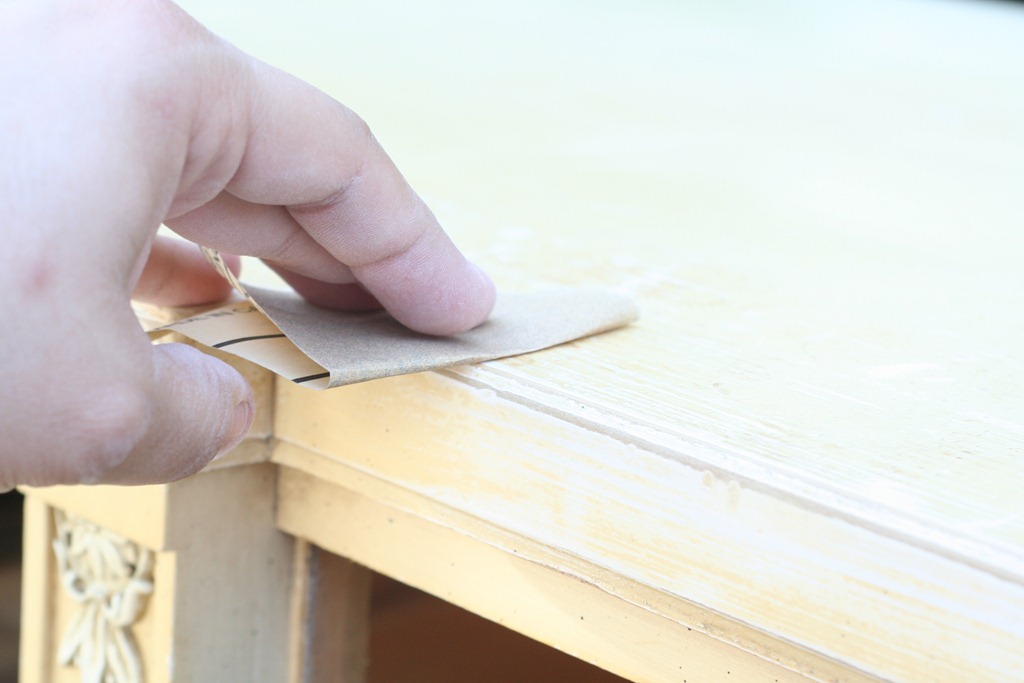 [cleaning, prepping, and sanding antique dresser (23)[4].jpg]